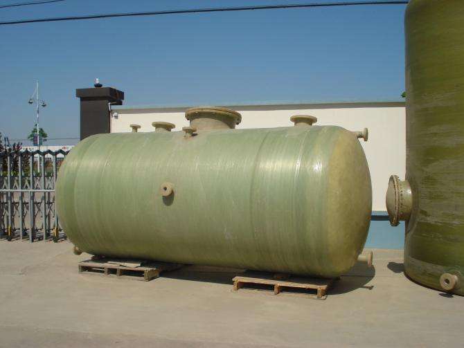 臥式儲罐的特點: 臥式儲罐的特點: