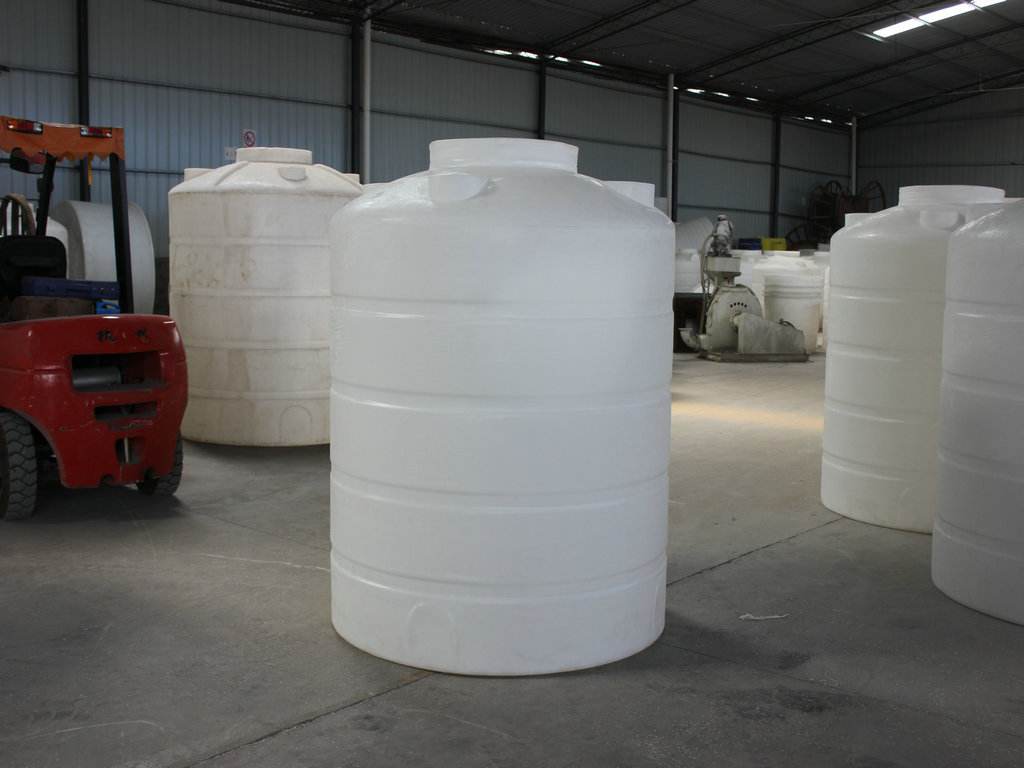 耐酸堿PE塑料儲罐特性 耐酸堿PE塑料儲罐特性